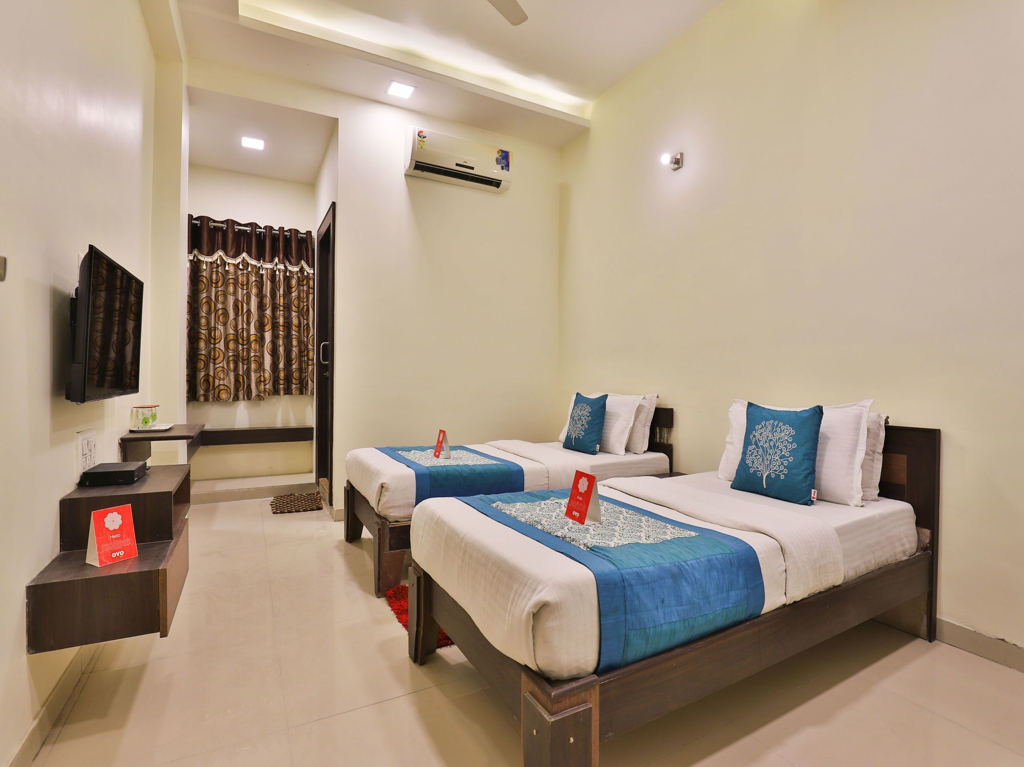 Oyo 6684 Hotel Park Sangam Ahmedabad Esterno foto